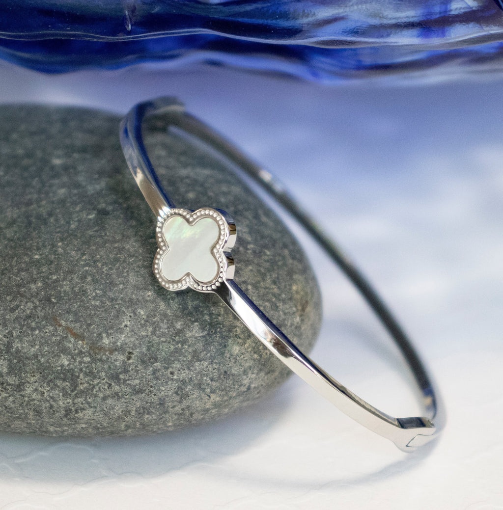 MOTHER OF PEARL CLOVER BANGLE